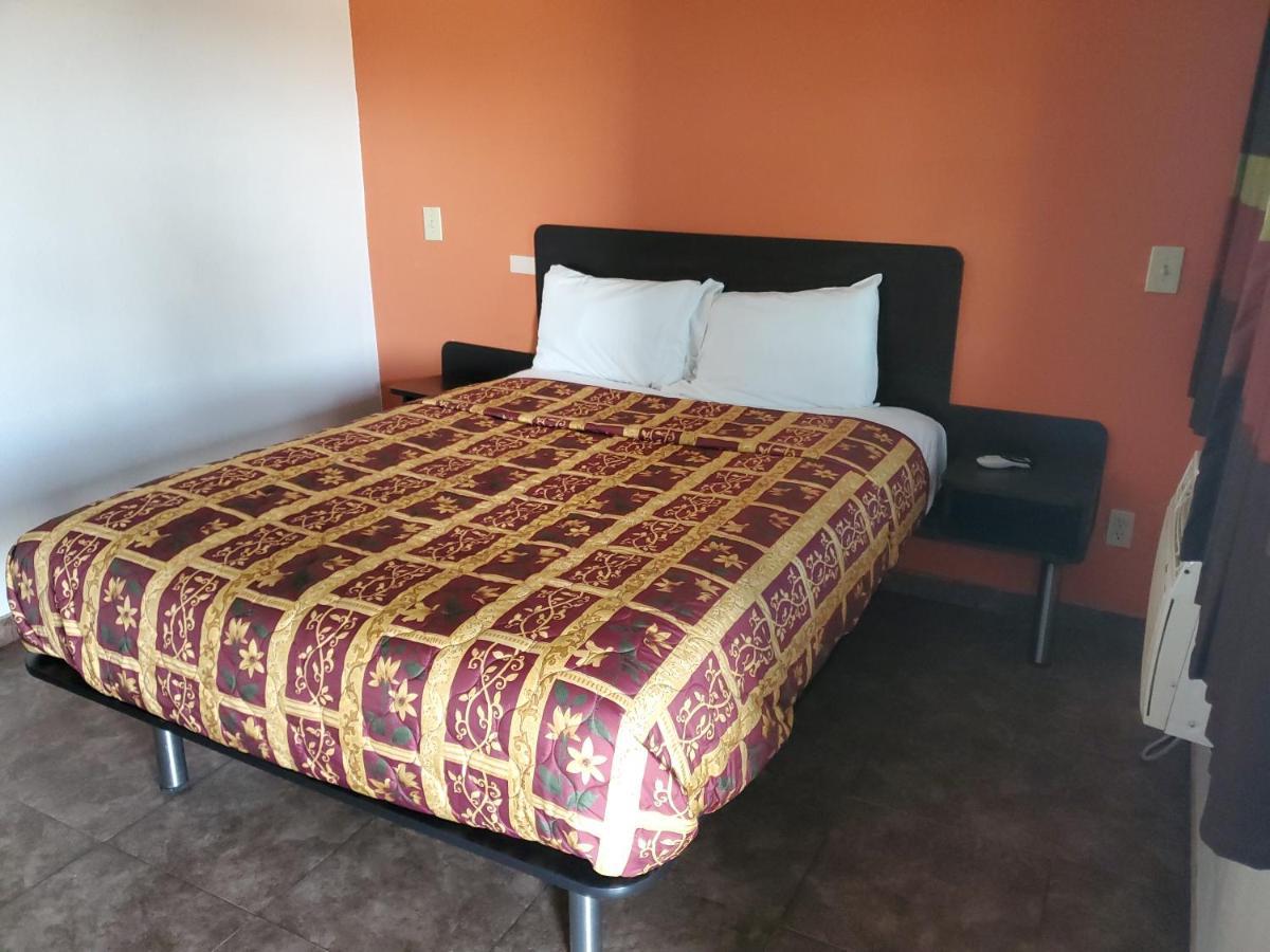 High Desert Inn ヘスペリア エクステリア 写真