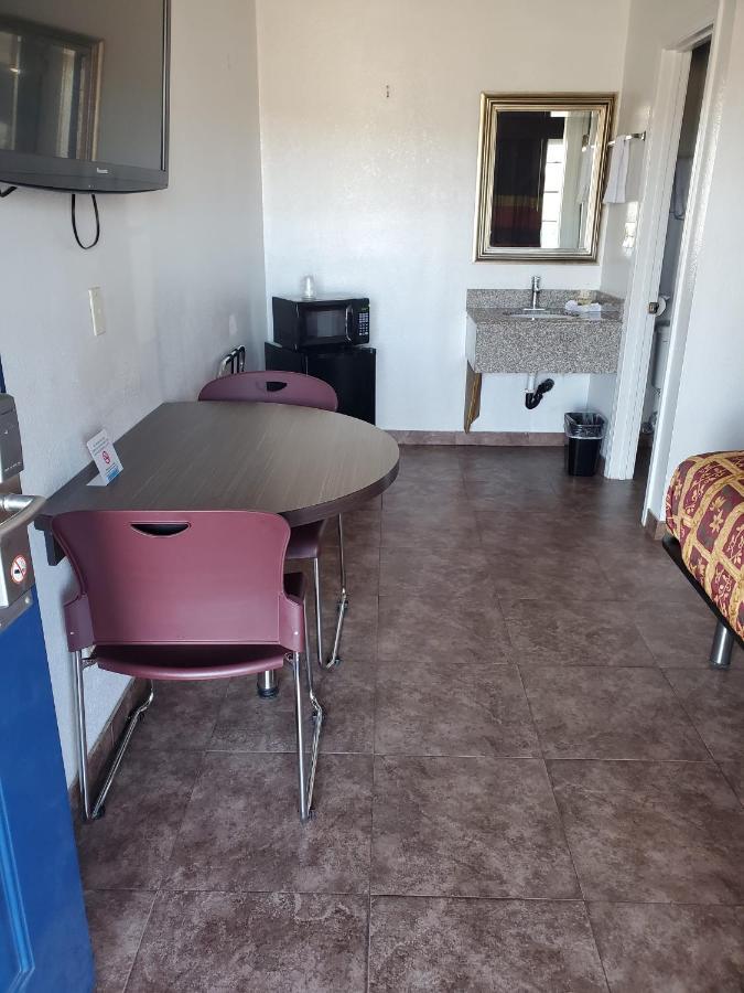 High Desert Inn ヘスペリア エクステリア 写真