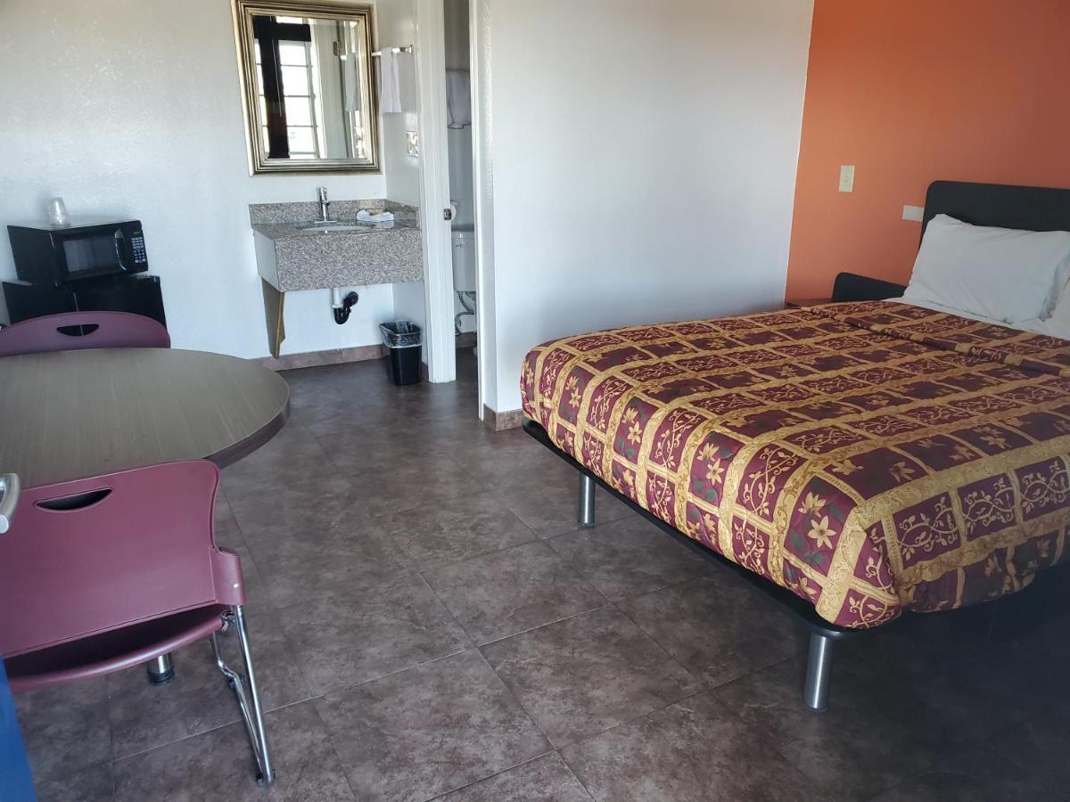 High Desert Inn ヘスペリア エクステリア 写真